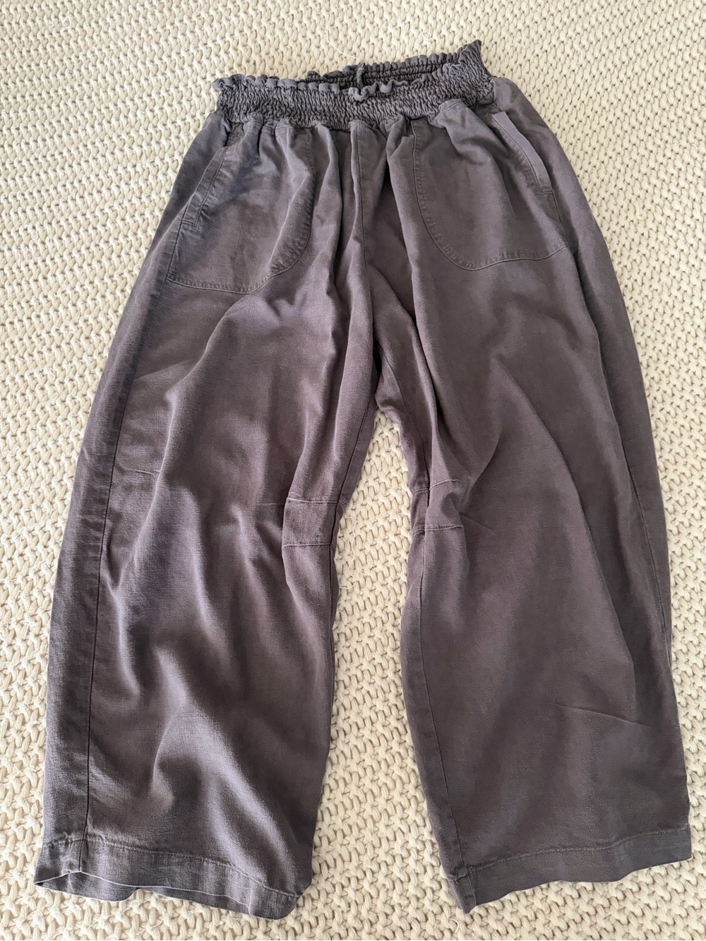 Linen blend barrel ankle pants